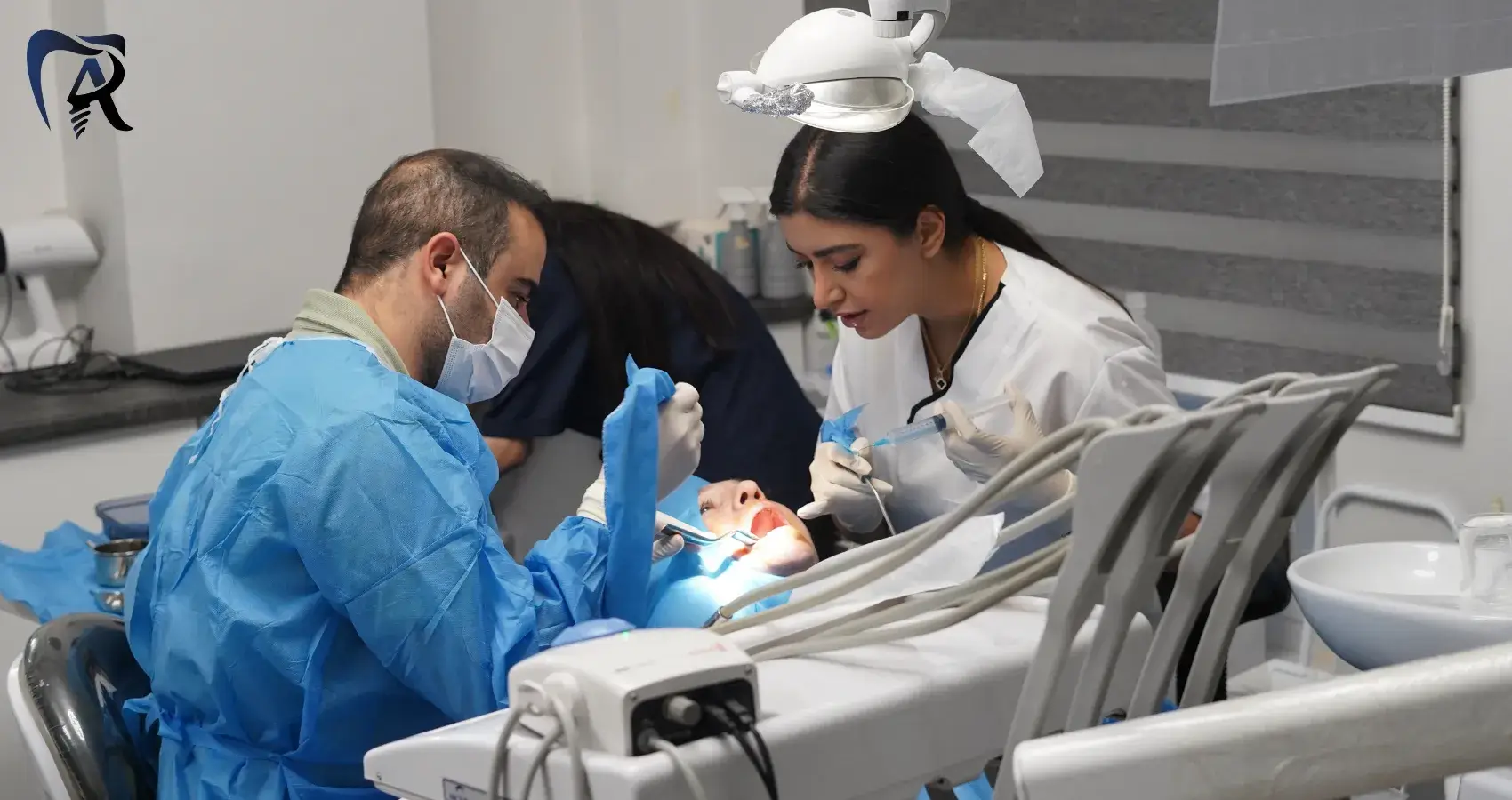 کلینیک دکتر پدرام با تجربه 12 ساله در صادقیه (آریاشهر)